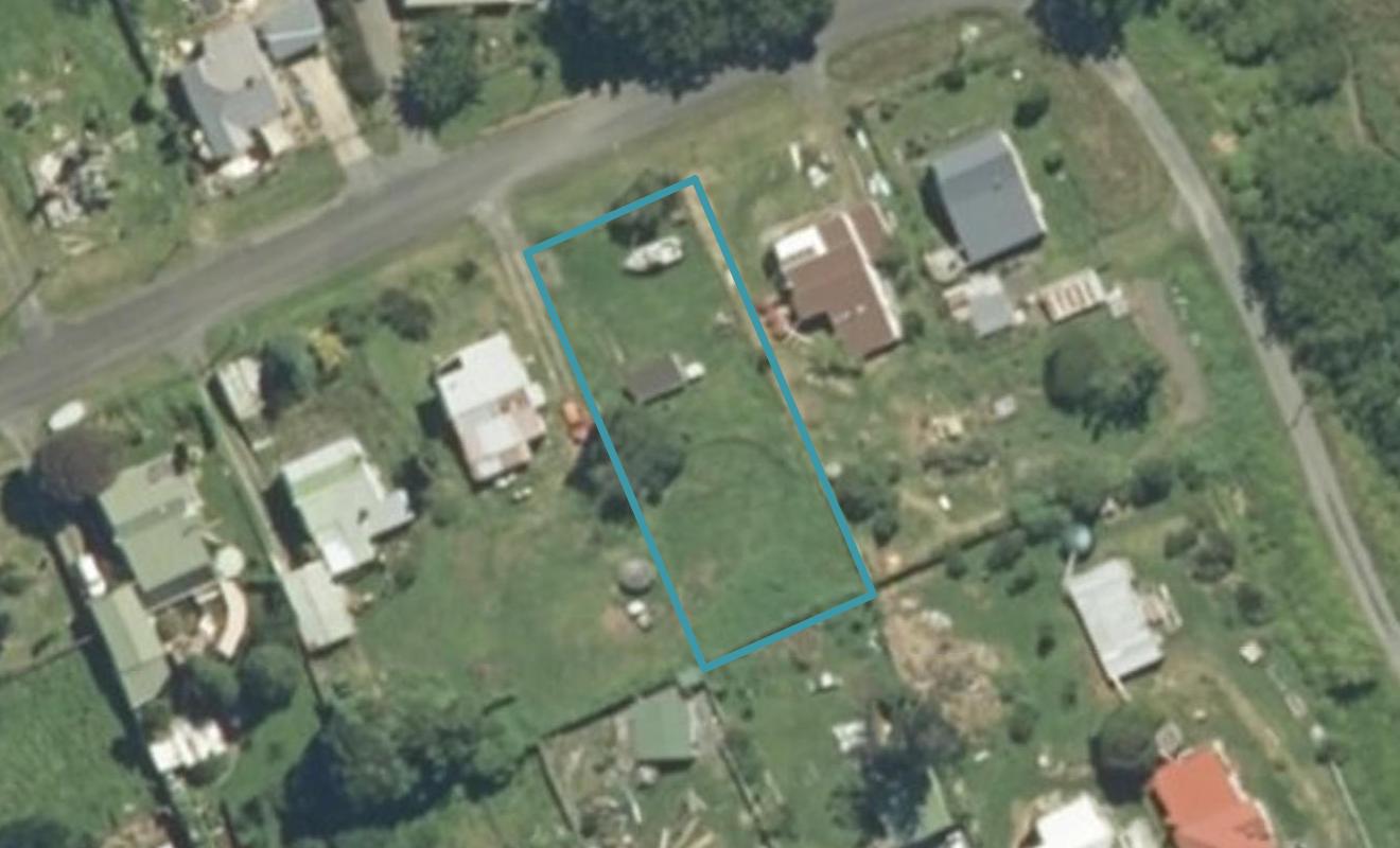 14 Robert Avenue, Pukemiro - Carousel 1