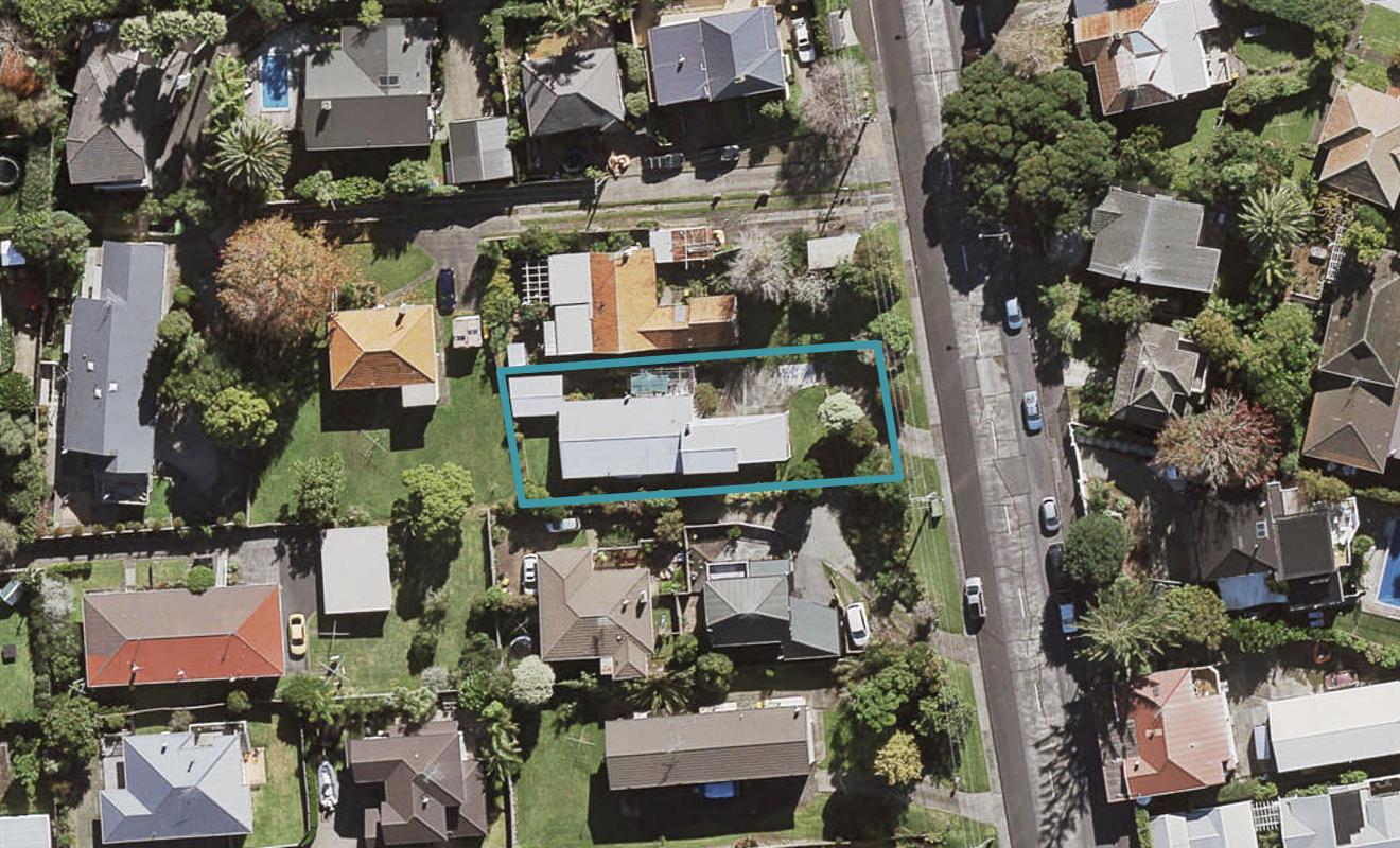 184 Queen Street, Northcote Point, Auckland - Carousel 1