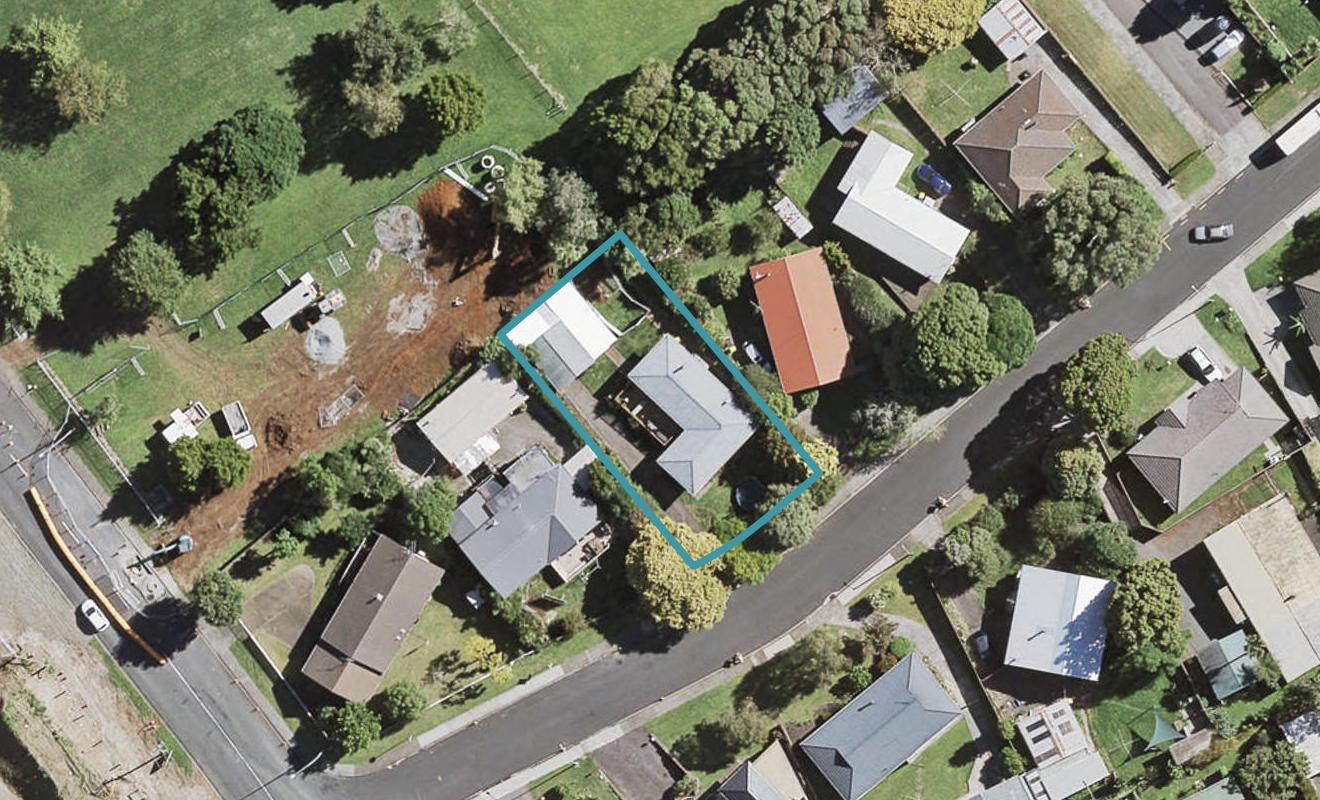 6 Mack Place, Red Hill, Papakura - Carousel 1