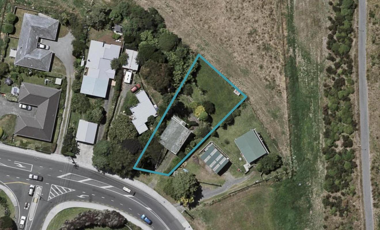 77 Raumati Road, Raumati Beach, Paraparaumu - Carousel 1
