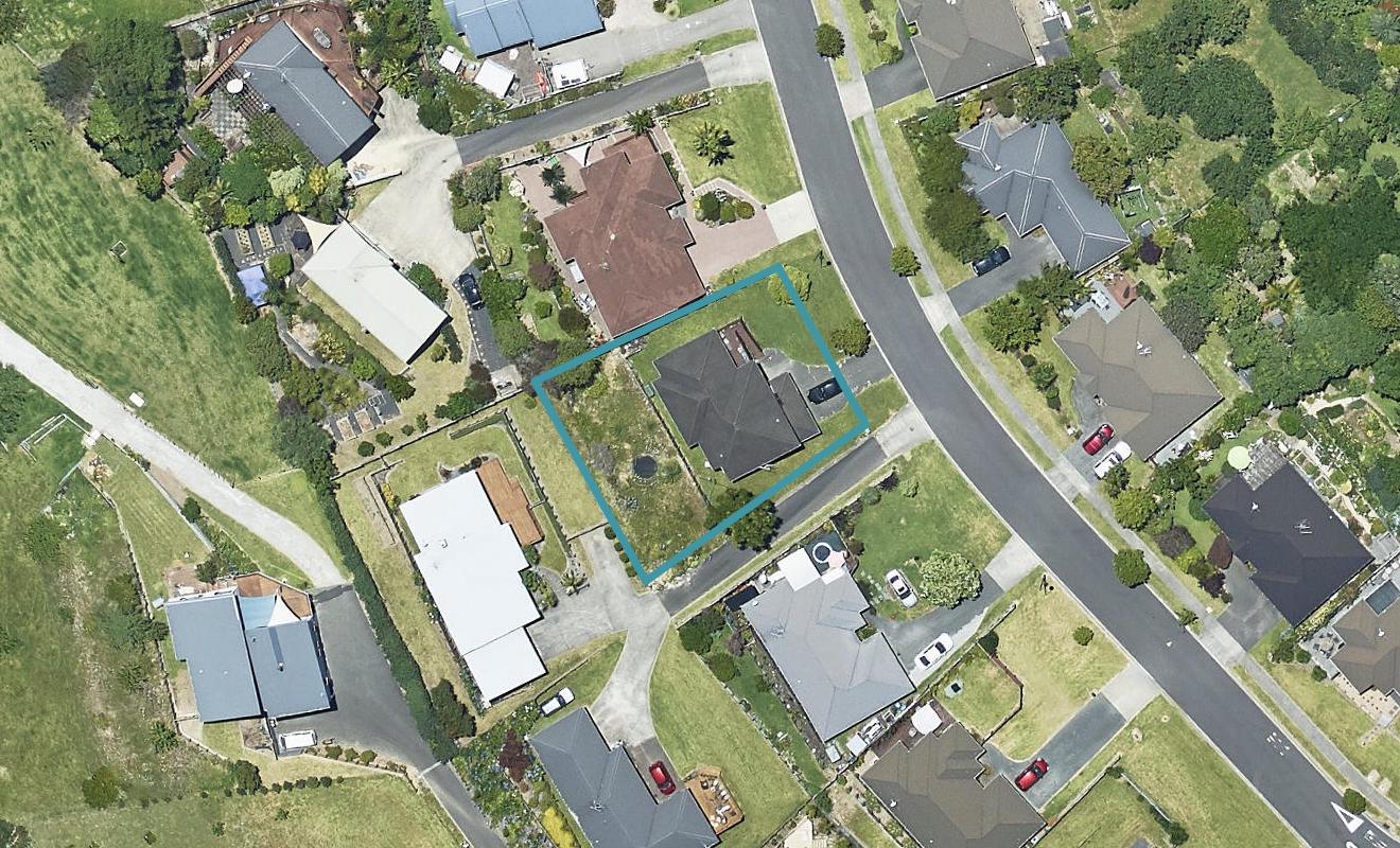 11 Bateleur Close, Welcome Bay, Tauranga - Carousel 1