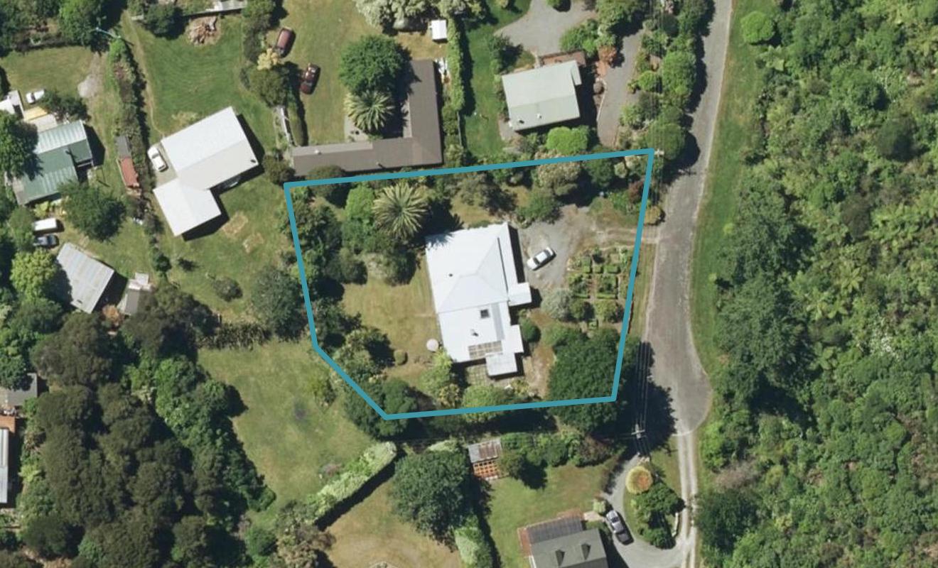 8 Brough Place, Ngakuta Bay, Picton - Carousel 1