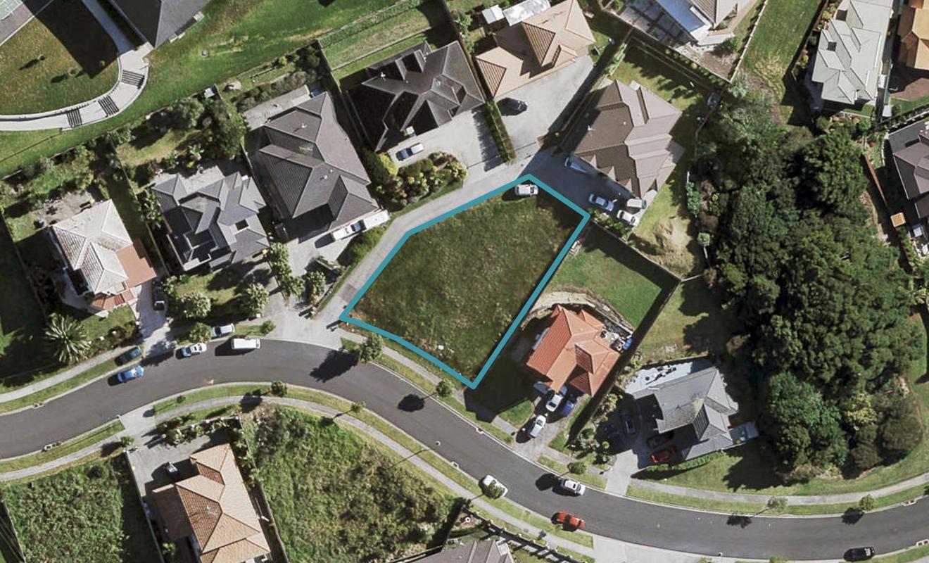 19 Fairchild Avenue, Goodwood Heights, Auckland - Carousel 1