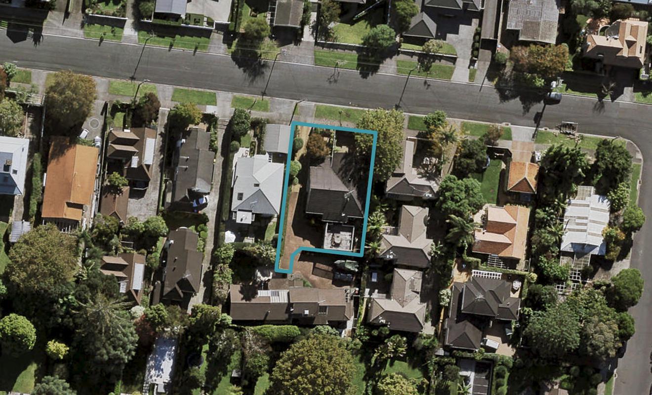 11B Komaru Street, Remuera, Auckland - Carousel 1