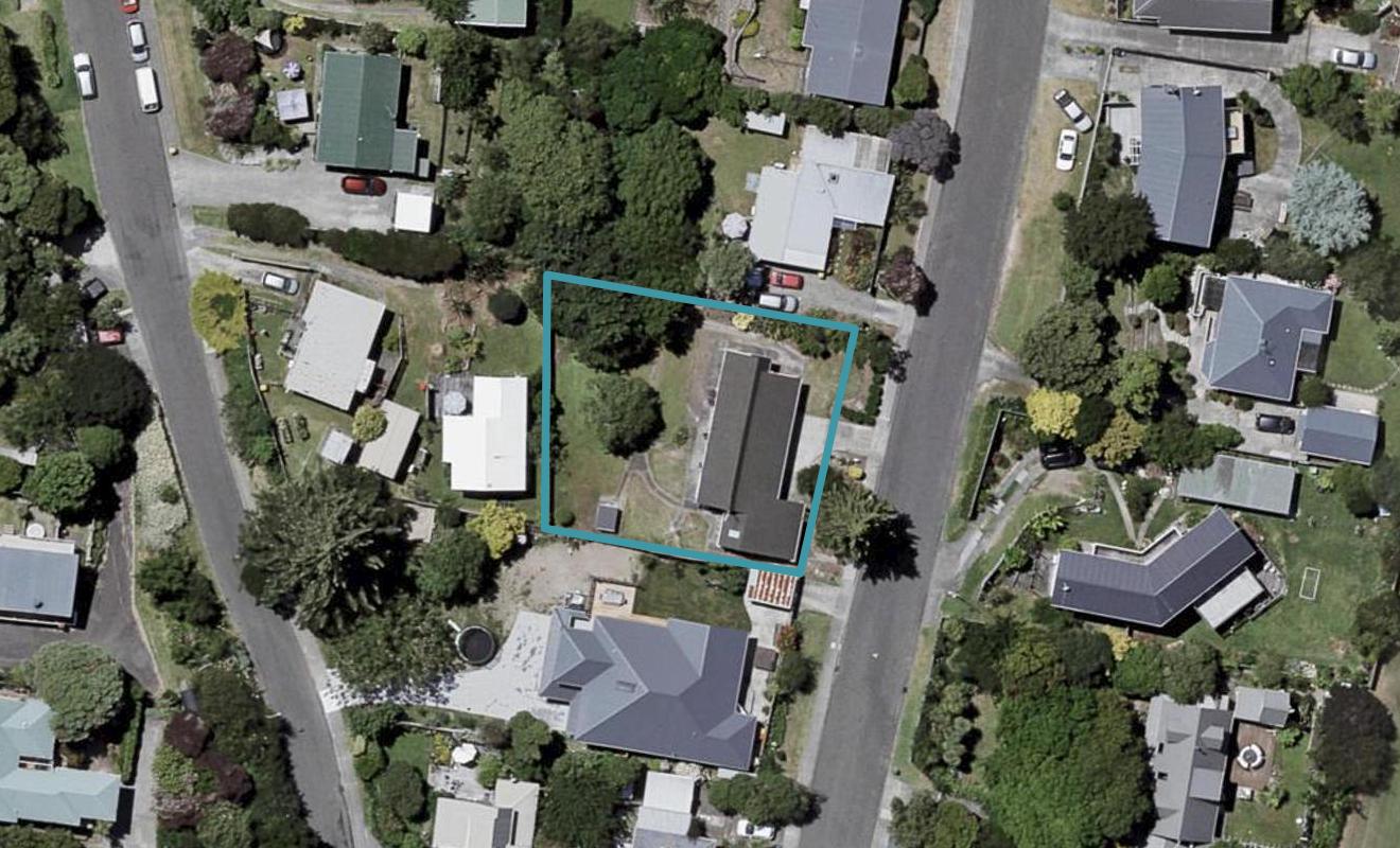 42 Margaret Road, Raumati Beach, Paraparaumu - Carousel 1