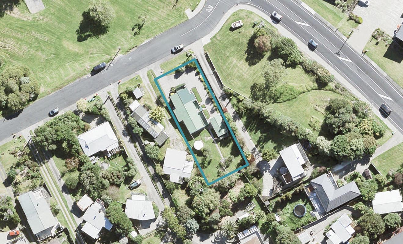 4 Cedar Terrace, Stanmore Bay, Whangaparaoa - Carousel 1