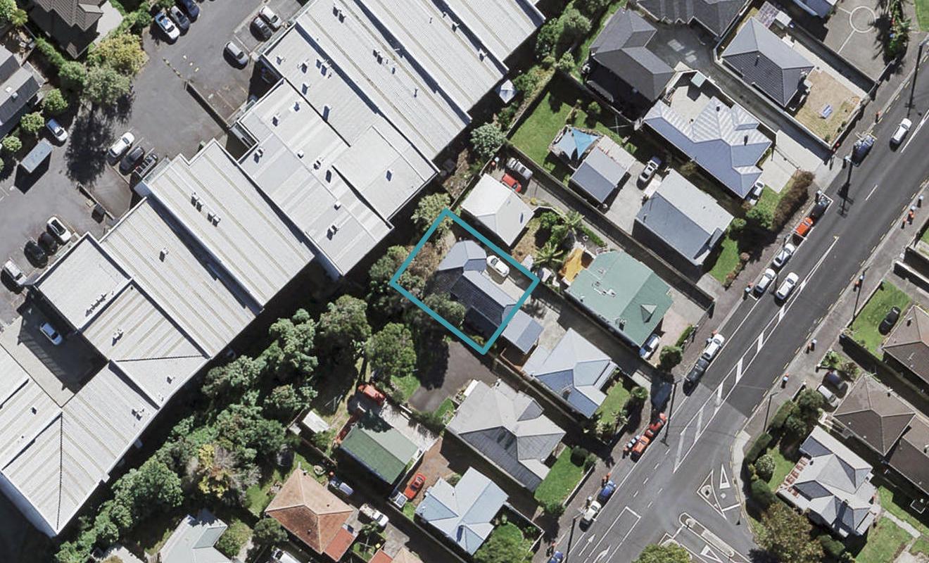 47A Morningside Drive, Mount Albert, Auckland - Carousel 1