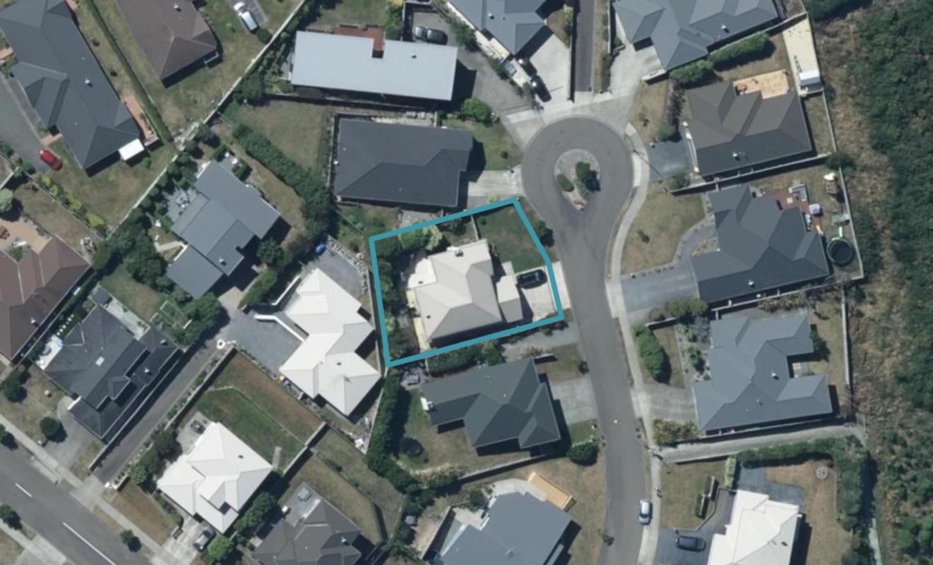 7 Tararua Close, Aotea, Porirua - Carousel 1