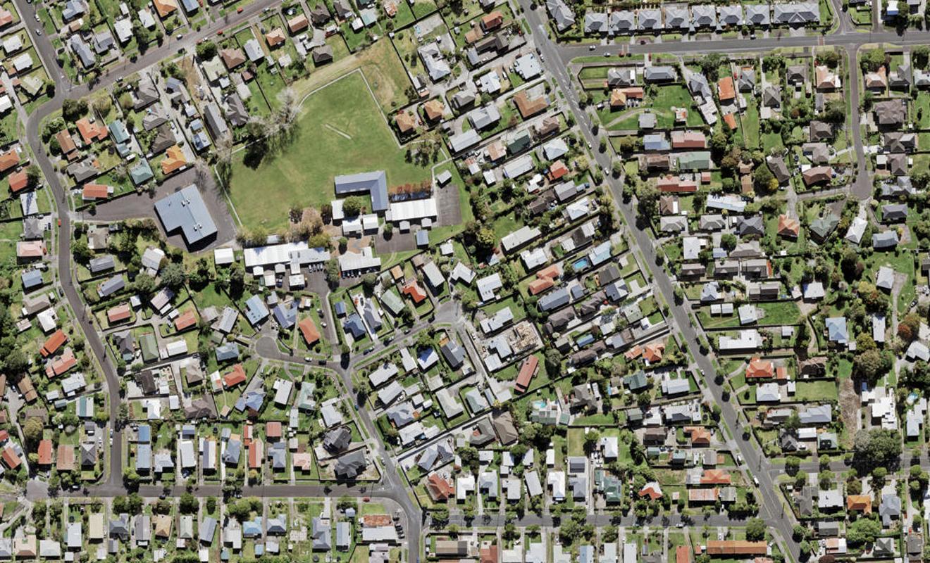 12A Chaucer Place, Blockhouse Bay, Auckland - Carousel 1