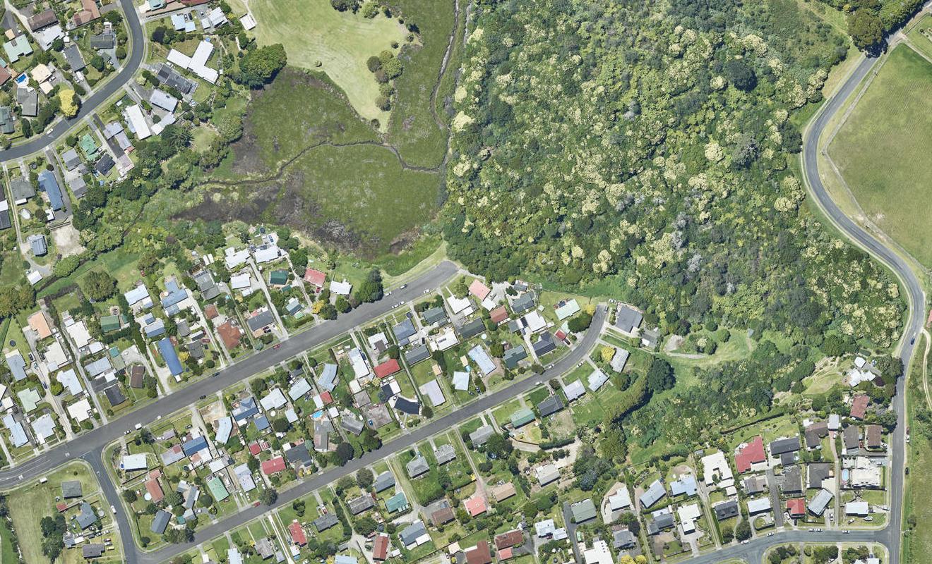 86 Esmeralda Street, Welcome Bay, Tauranga - Carousel 1