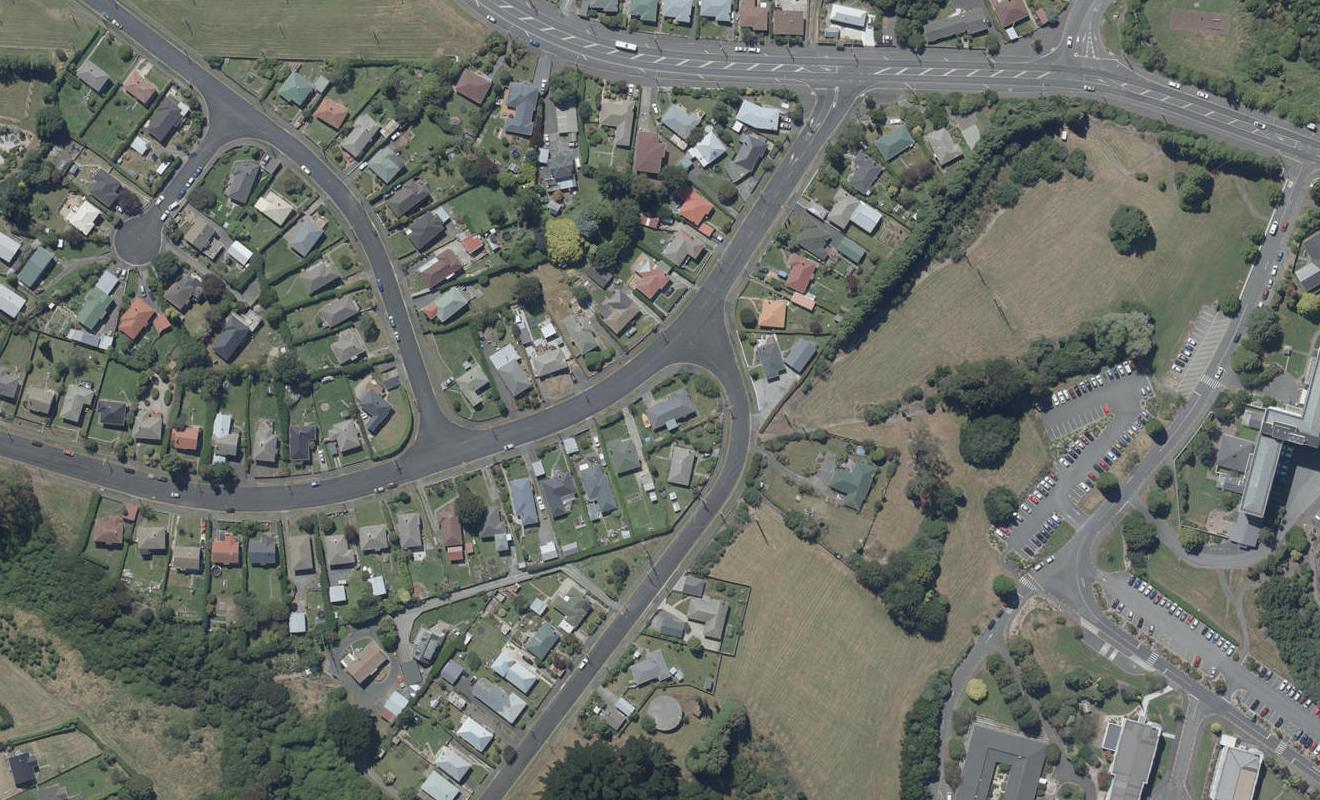 13 Ashmore Street, Halfway Bush, Dunedin - Carousel 1