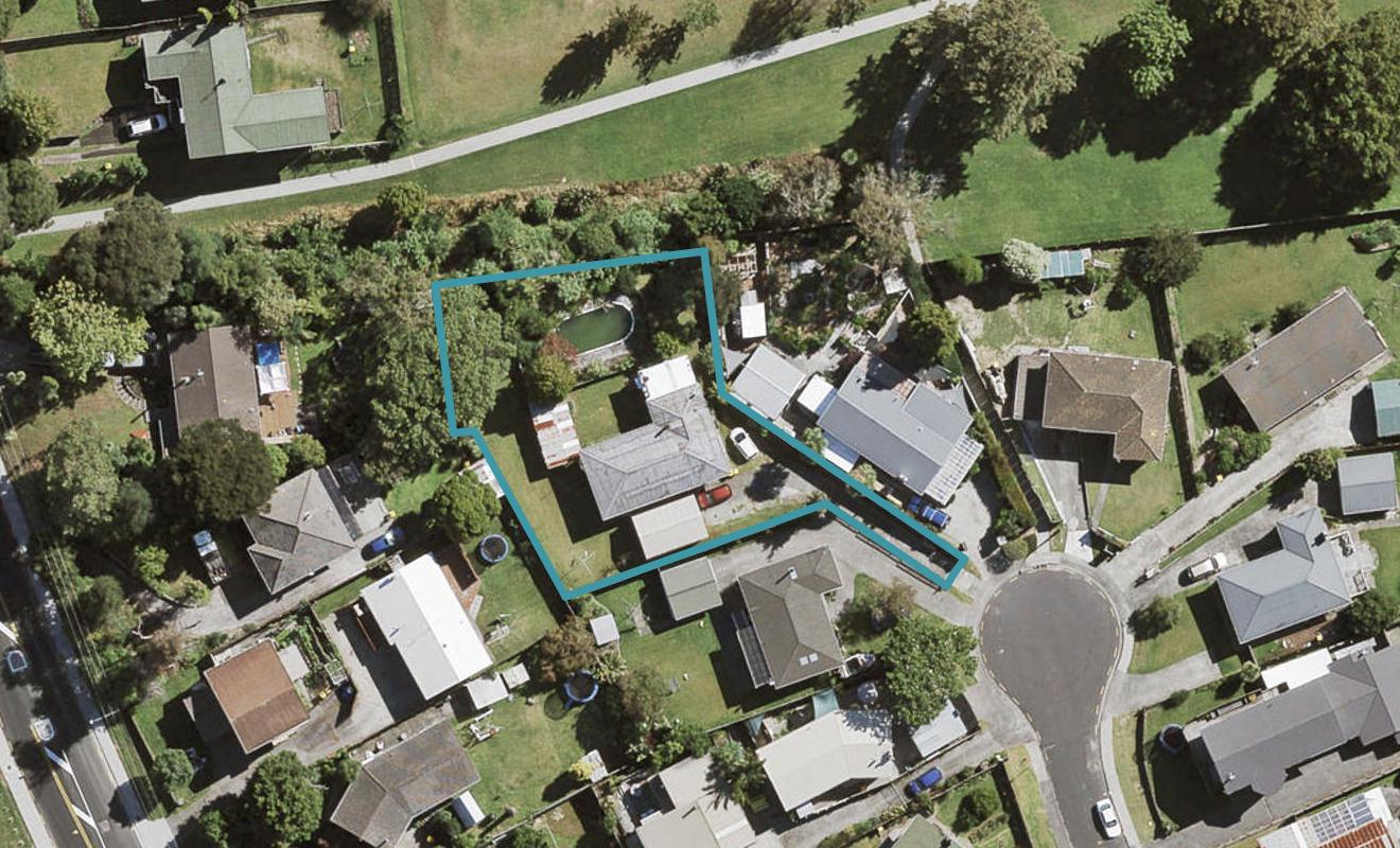 12 Gregg Place, Sunnyvale, Auckland - Carousel 1