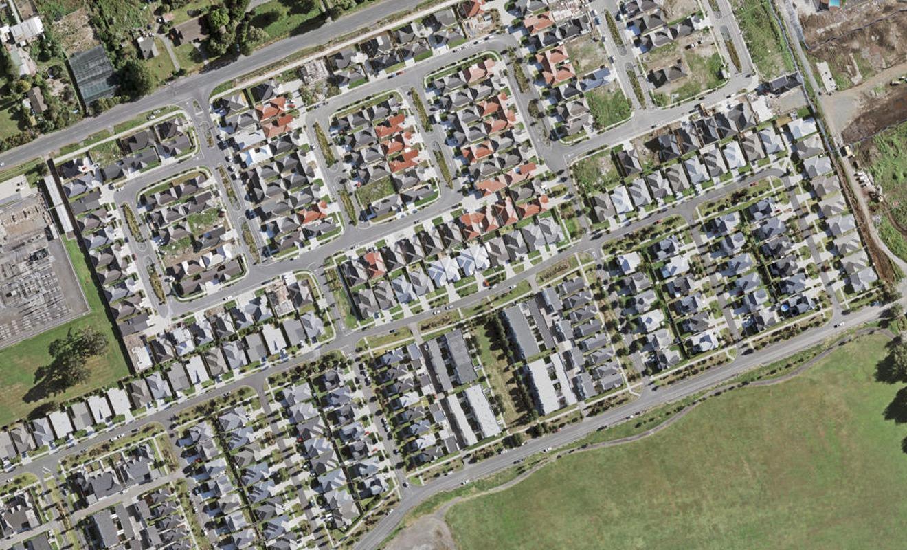 82 Popokatea Drive, Takanini, Auckland - Carousel 1