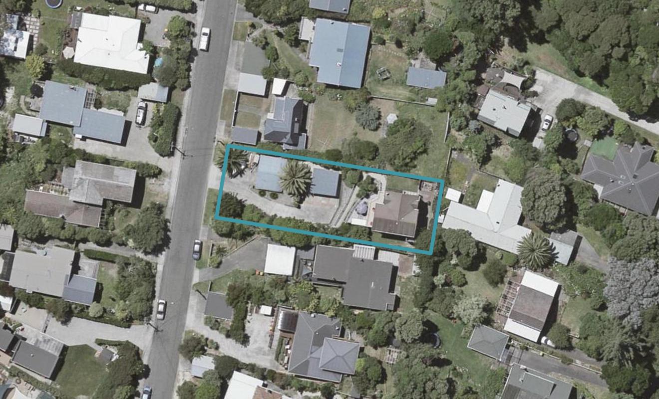 18 Glen Road, Raumati South, Paraparaumu - Carousel 1