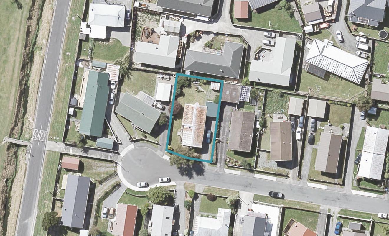 16 Weymouth Grove, Wainuiomata, Lower Hutt - Carousel 1
