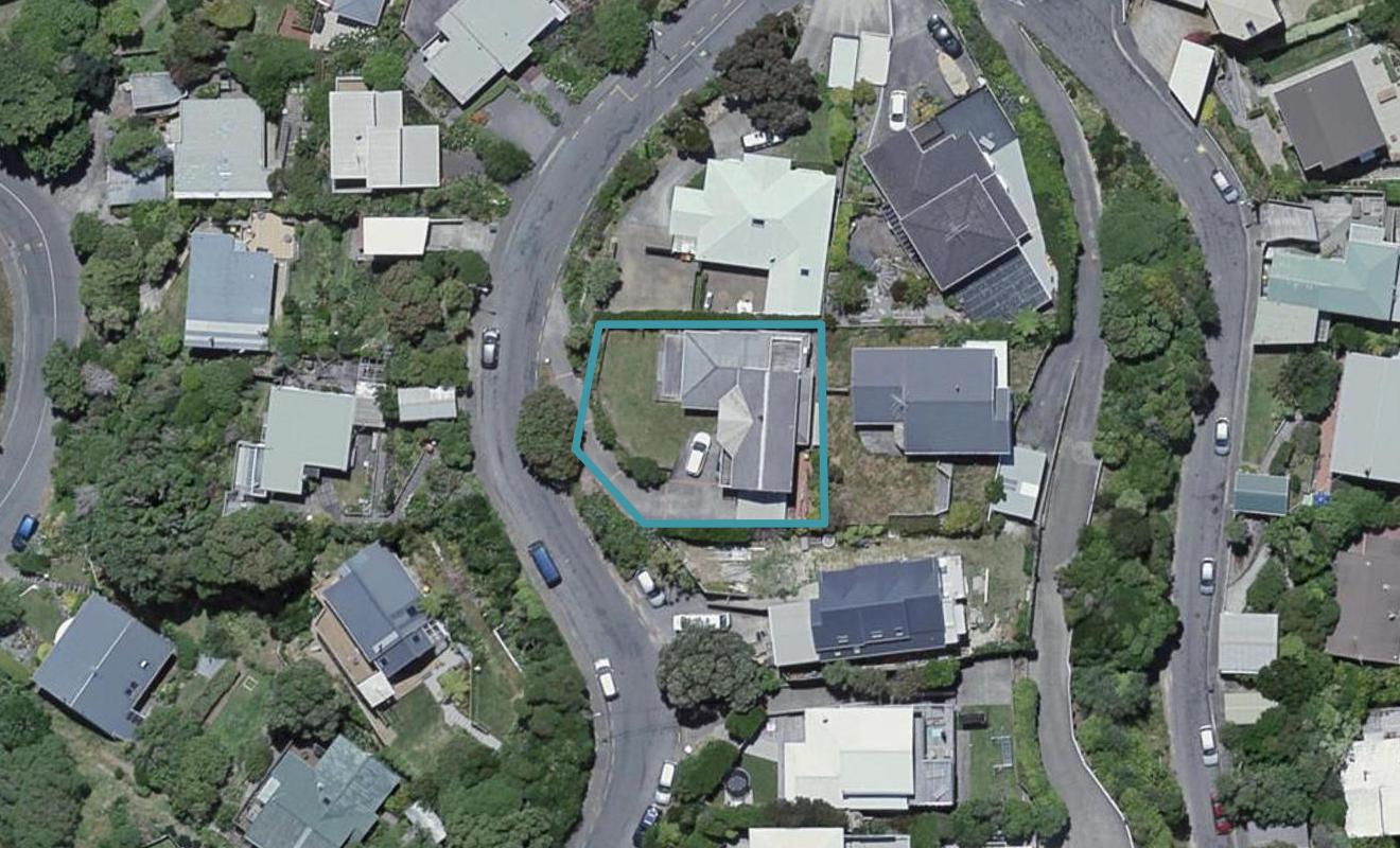 120 Nevay Road, Karaka Bays, Wellington - Carousel 1
