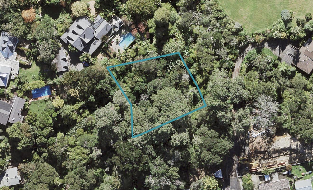 4 Happeace Lane, Titirangi, Auckland - Carousel 1