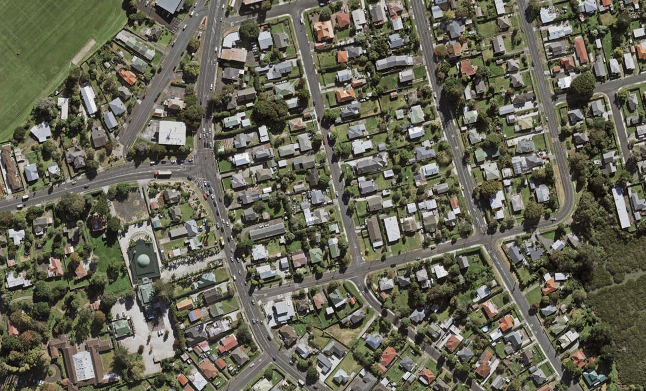 19 Sturges Avenue, Otahuhu, Auckland - Carousel 1