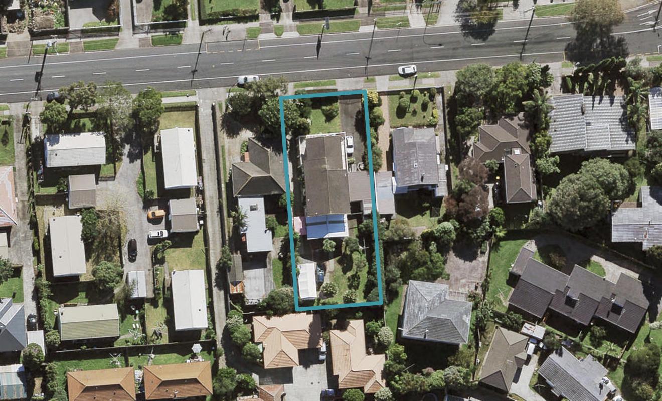 12 Miller Road, Mangere Bridge, Auckland - Carousel 1