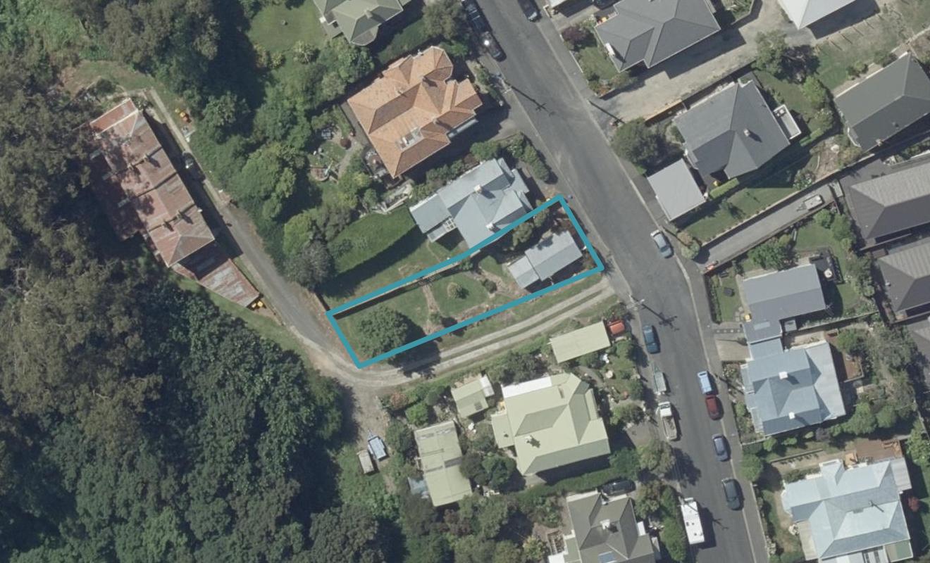 30 Patrick Street, The Glen, Dunedin - Carousel 1