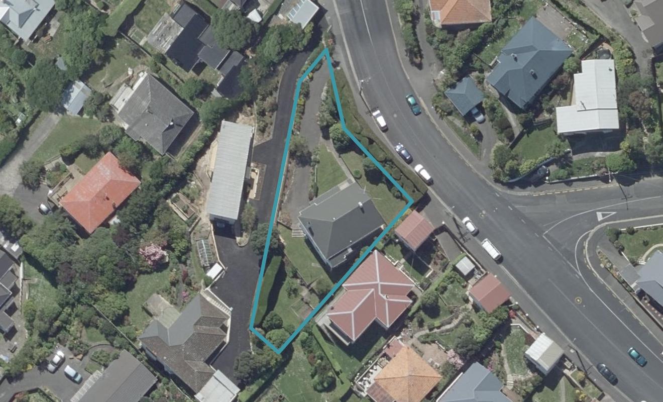 40 Tomahawk Road, Andersons Bay, Dunedin - Carousel 1
