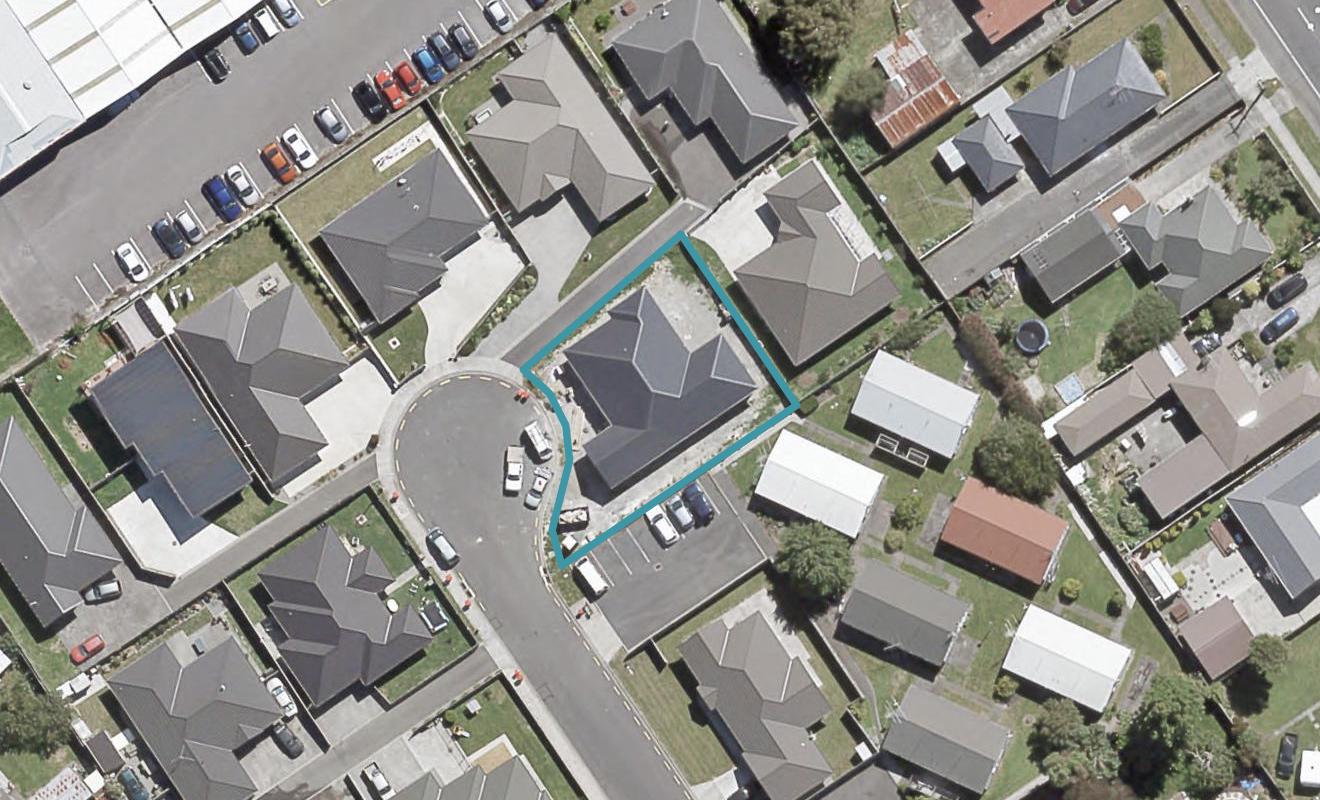 24 Hildreth Street, Trentham, Upper Hutt - Carousel 1