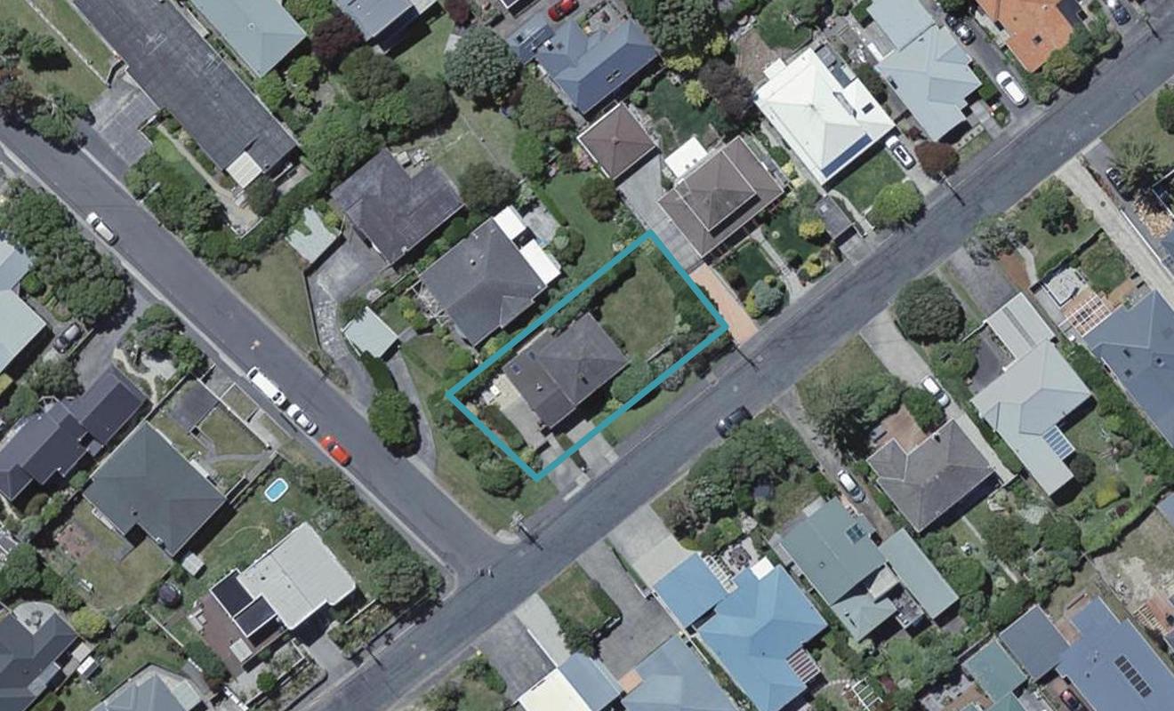 5 Raumati Terrace, Khandallah, Wellington - Carousel 1