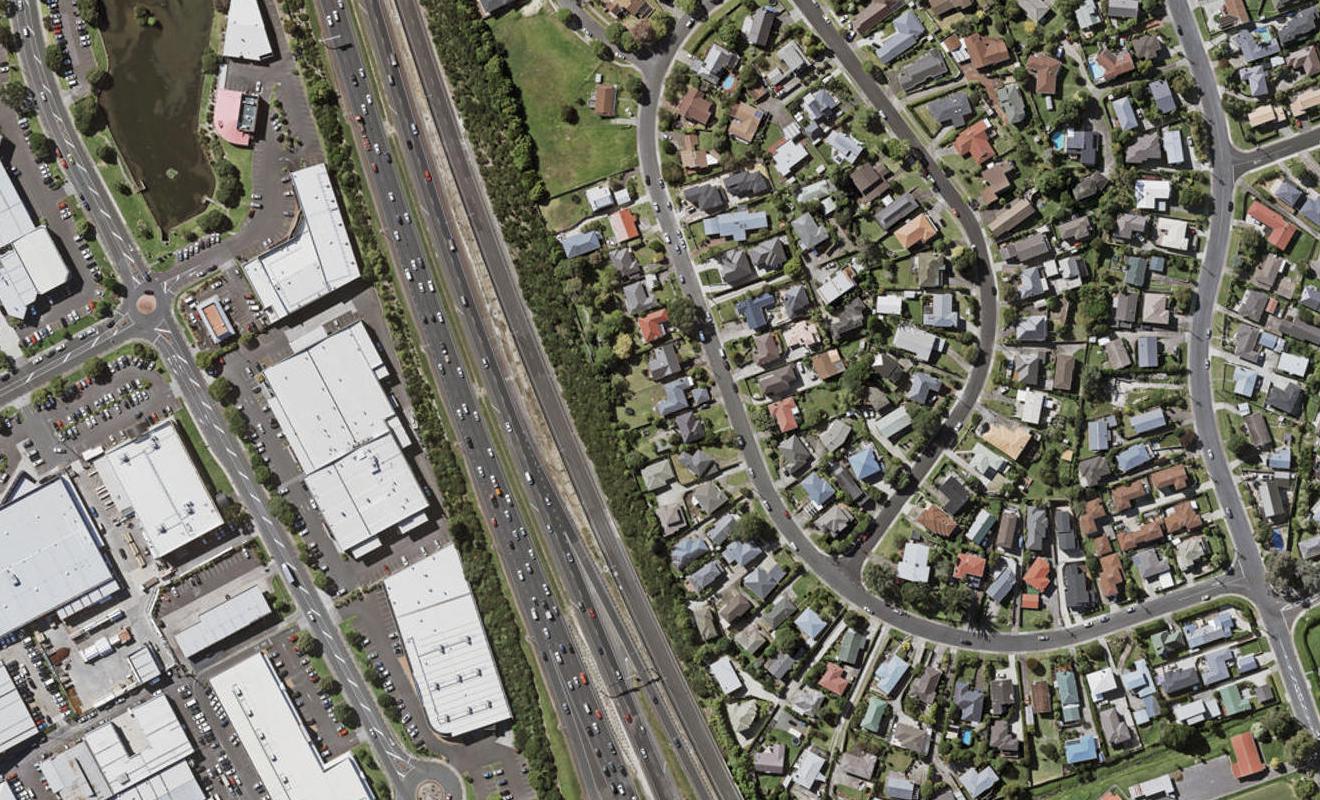 50D Lyttelton Avenue, Forrest Hill, Auckland - Carousel 1