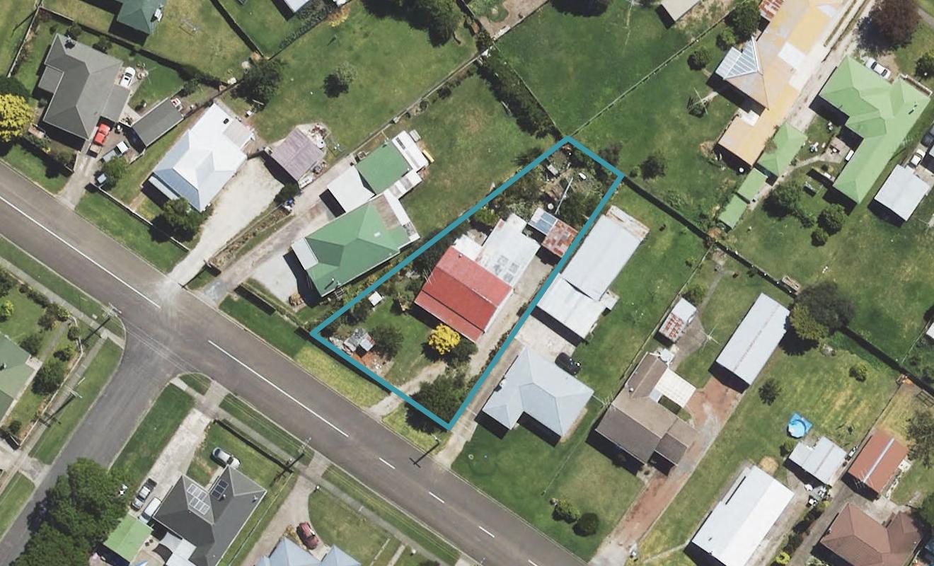 18 Huxley Road, Outer Kaiti, Gisborne - Carousel 1