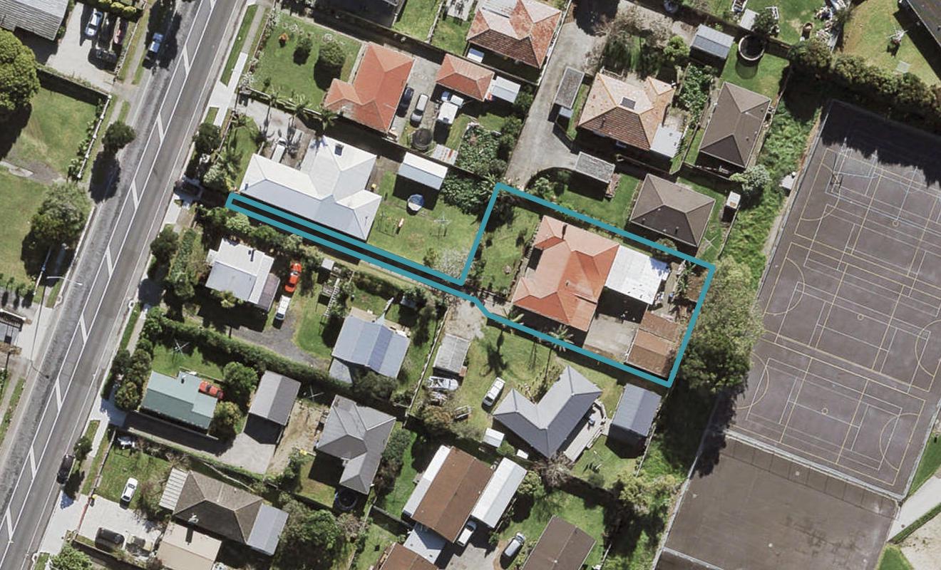 68 Mckenzie Road, Mangere Bridge, Auckland - Carousel 1