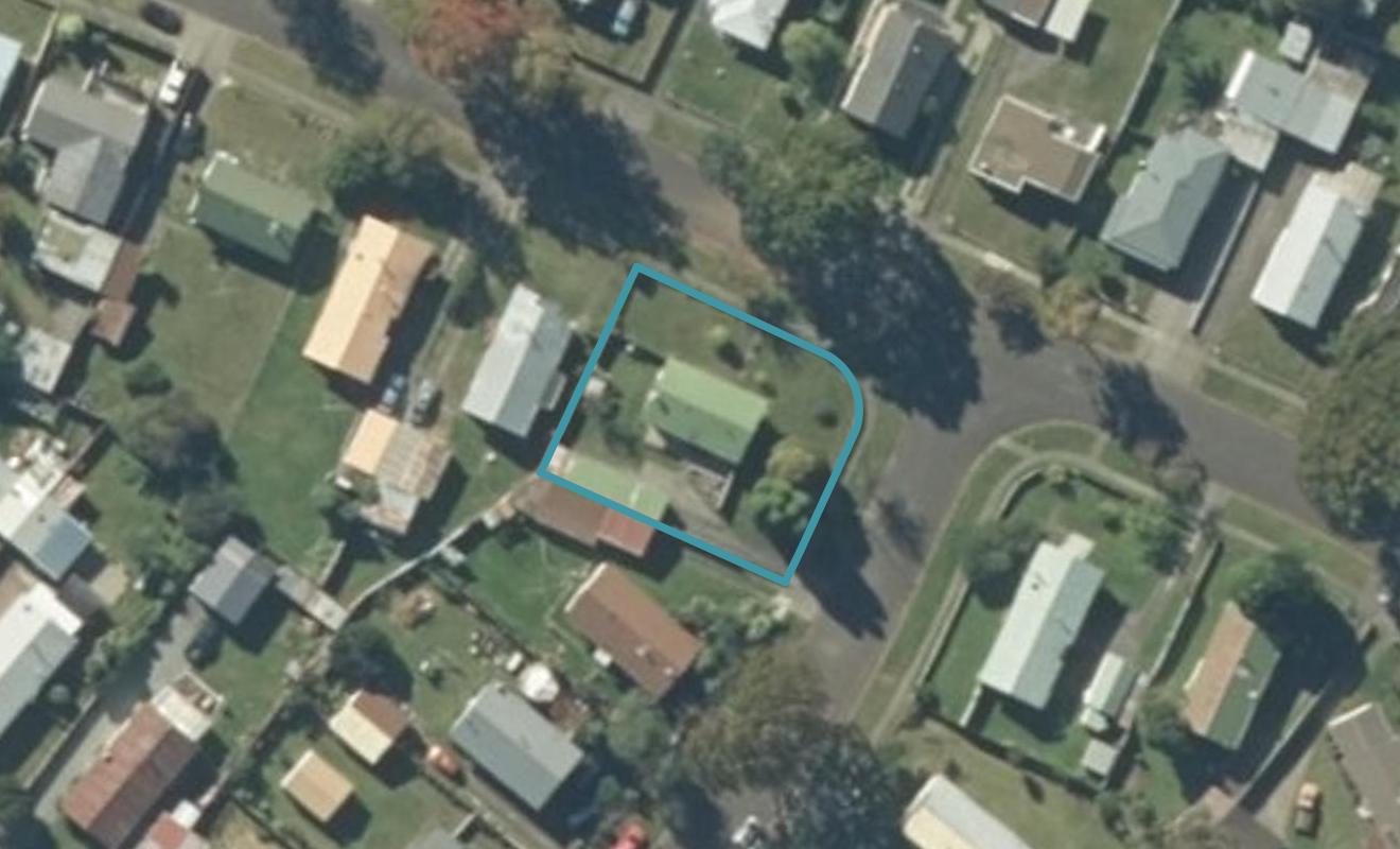 43 Hingaia Street, Tūrangi - Carousel 1