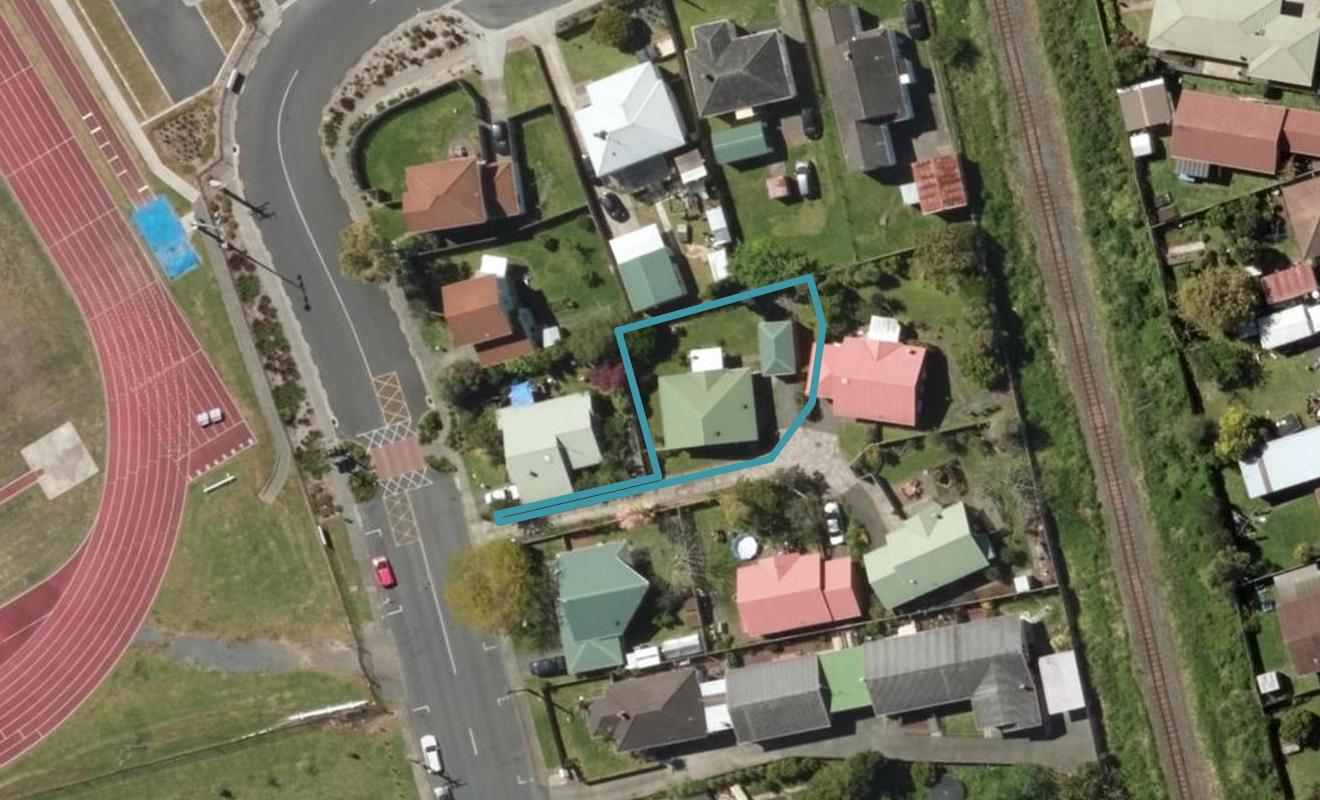 2/20 Park Avenue, Kensington, Whangarei - Carousel 1