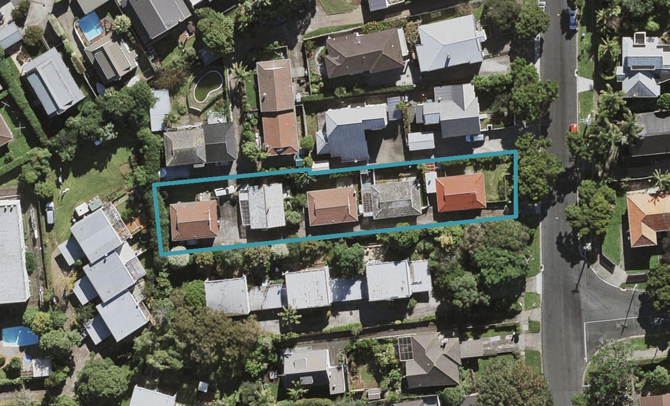 2/42 Moana Avenue, Onehunga, Auckland - Carousel 1