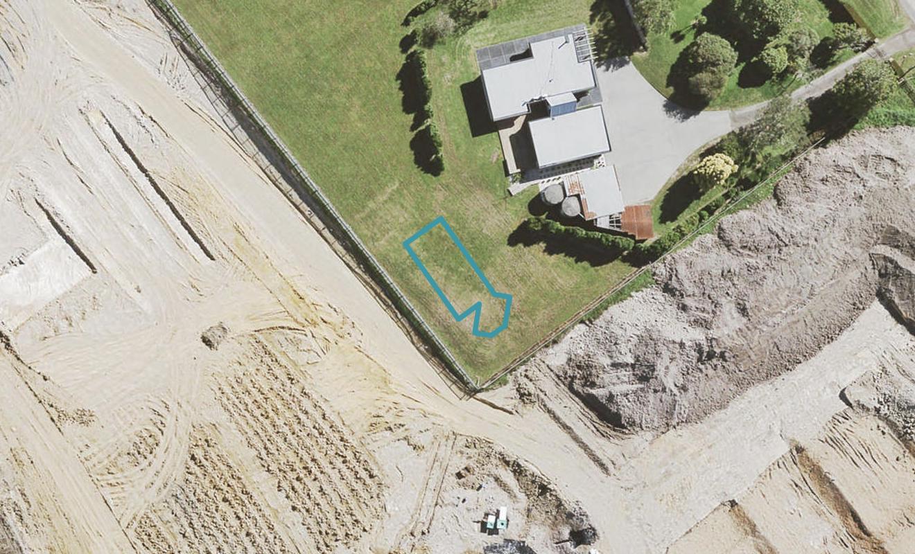 8 Balthazar Road, Kumeu - Carousel 1