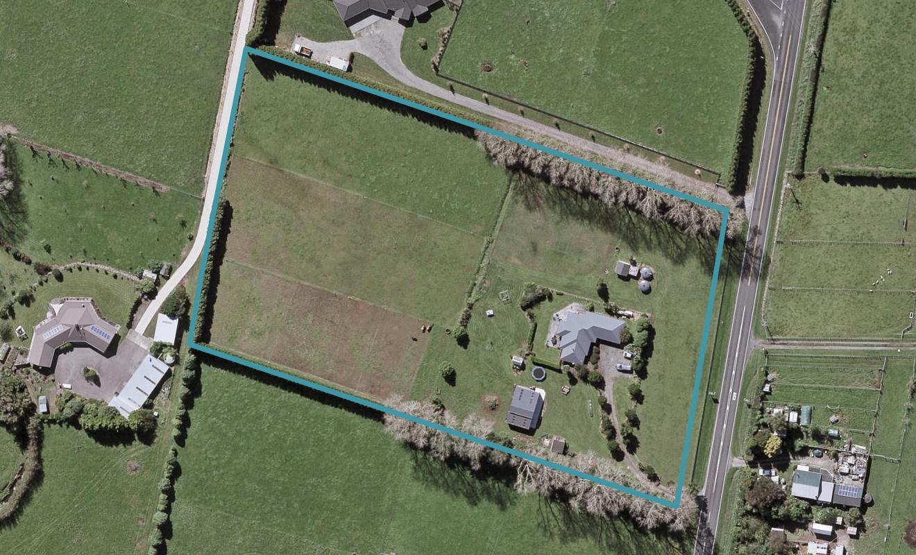 1230 Egmont Road, Egmont Village, New Plymouth - Carousel 1
