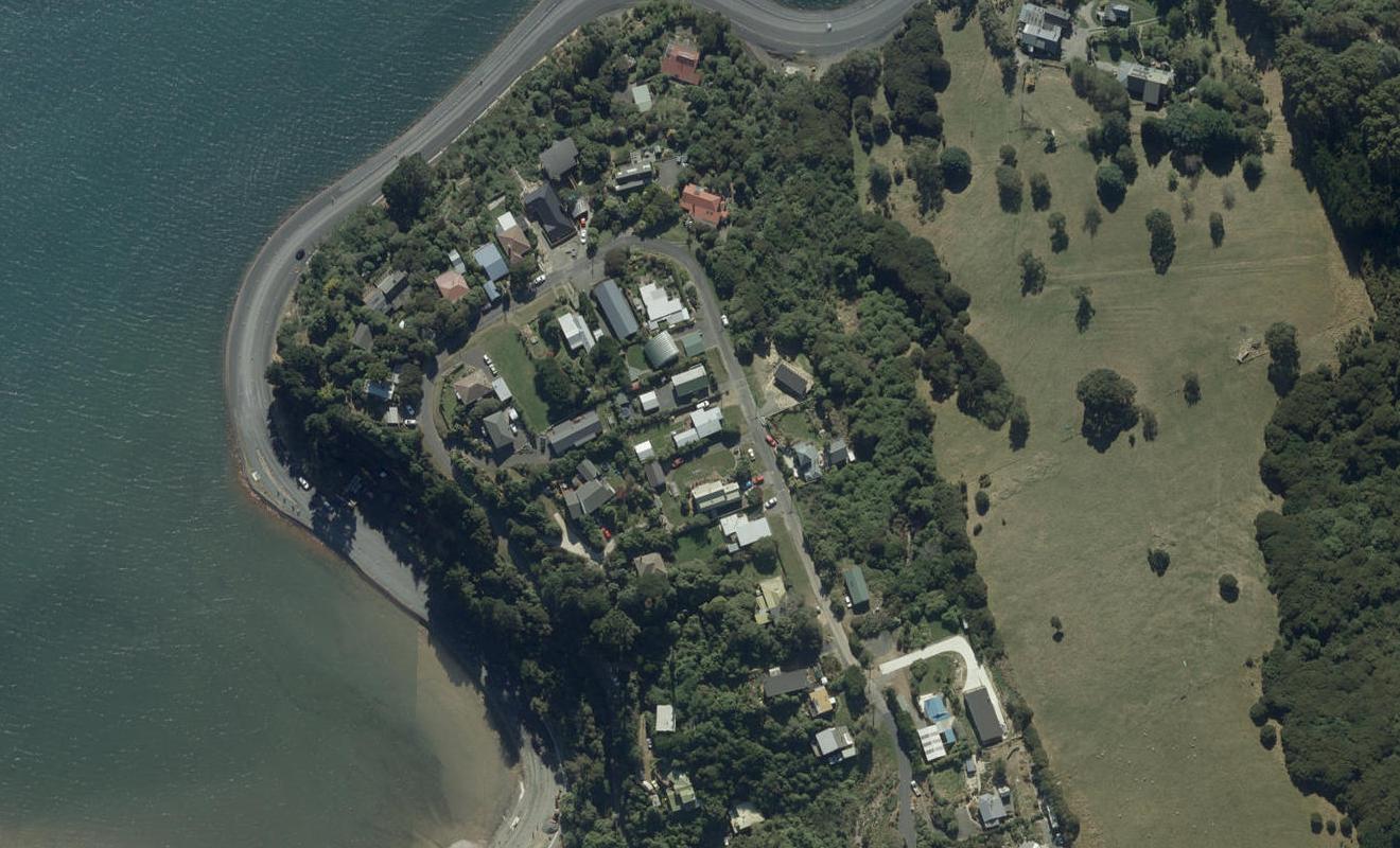 52 Oxley Crescent, Broad Bay, Dunedin - Carousel 1