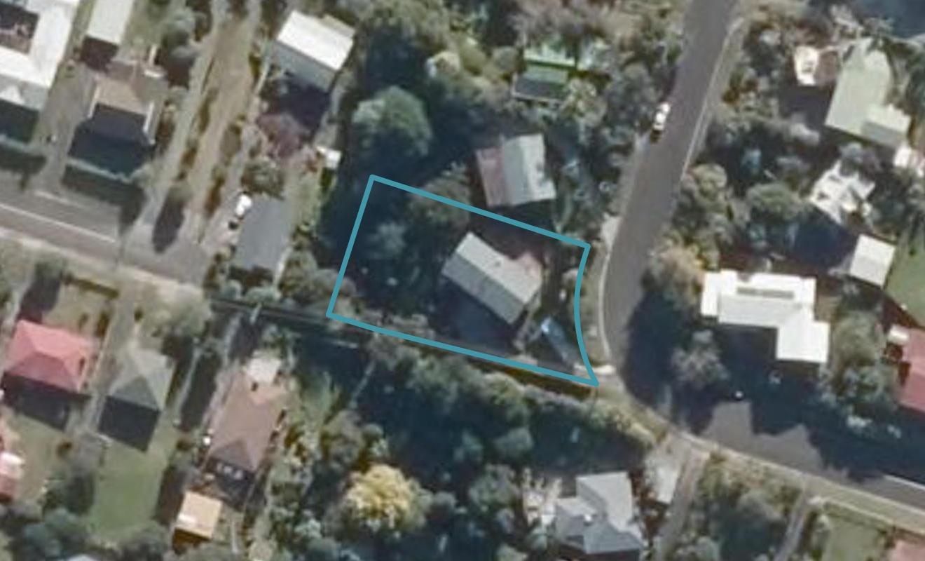 11 Handley Place, Onerahi, Whangarei - Carousel 1