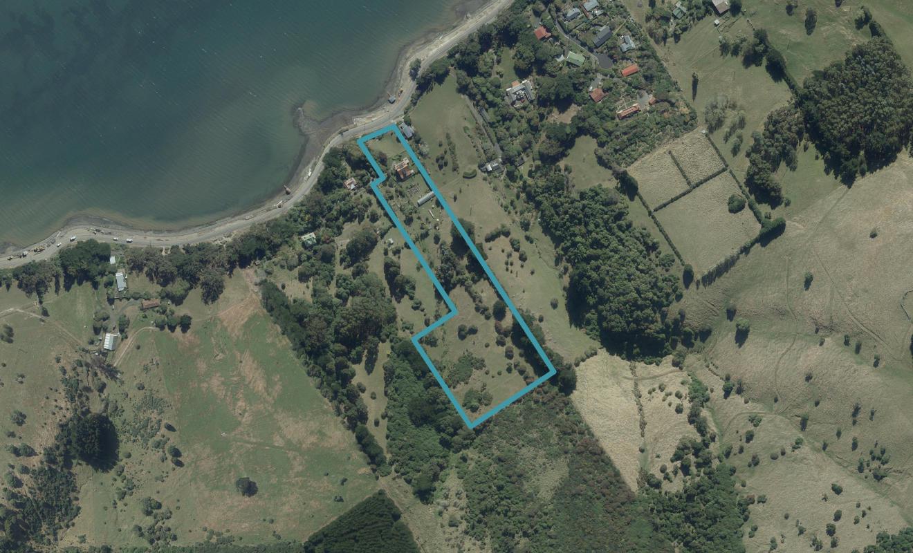 389 Portobello Road, Macandrew Bay, Dunedin - Carousel 1