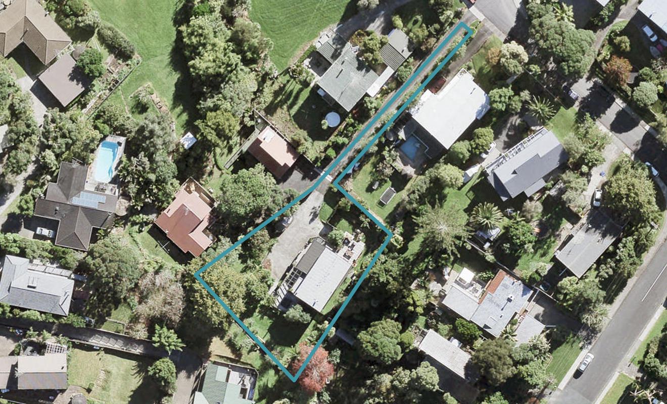 8 Deborah Place, Albany - Carousel 1