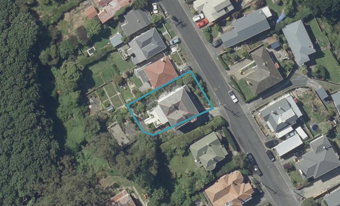 18 Patrick Street, The Glen, Dunedin - Carousel 1