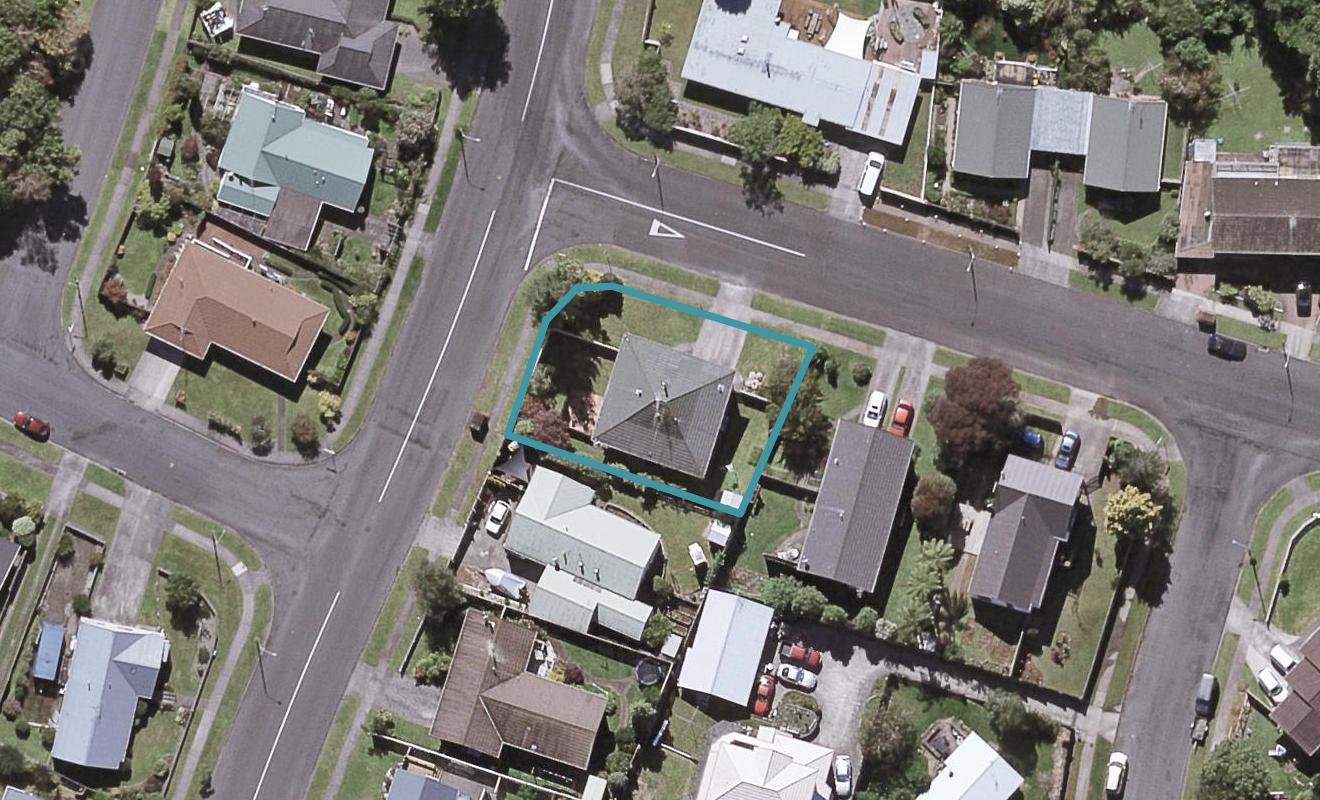 84 Heta Road, Highlands Park, New Plymouth - Carousel 1