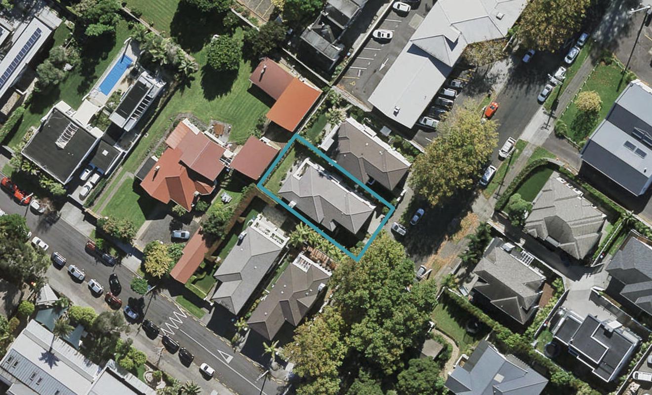 5B Dilworth Avenue, Remuera, Auckland - Carousel 1