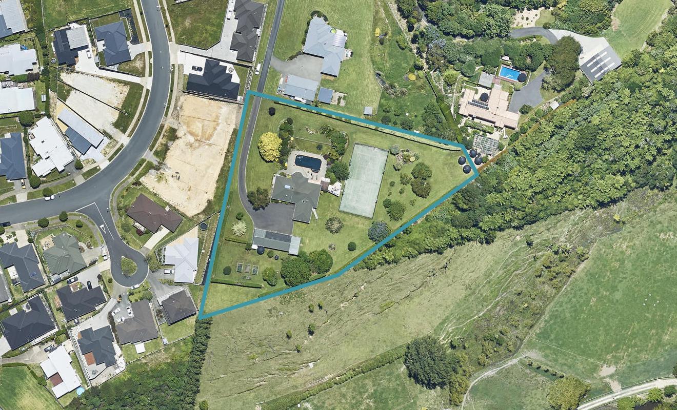 48 Mahana Way, Pyes Pa, Tauranga - Carousel 1