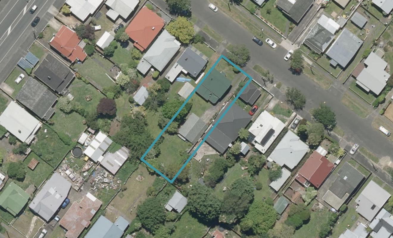 19 Alexander Street, Whanganui, Whanganui - Carousel 1