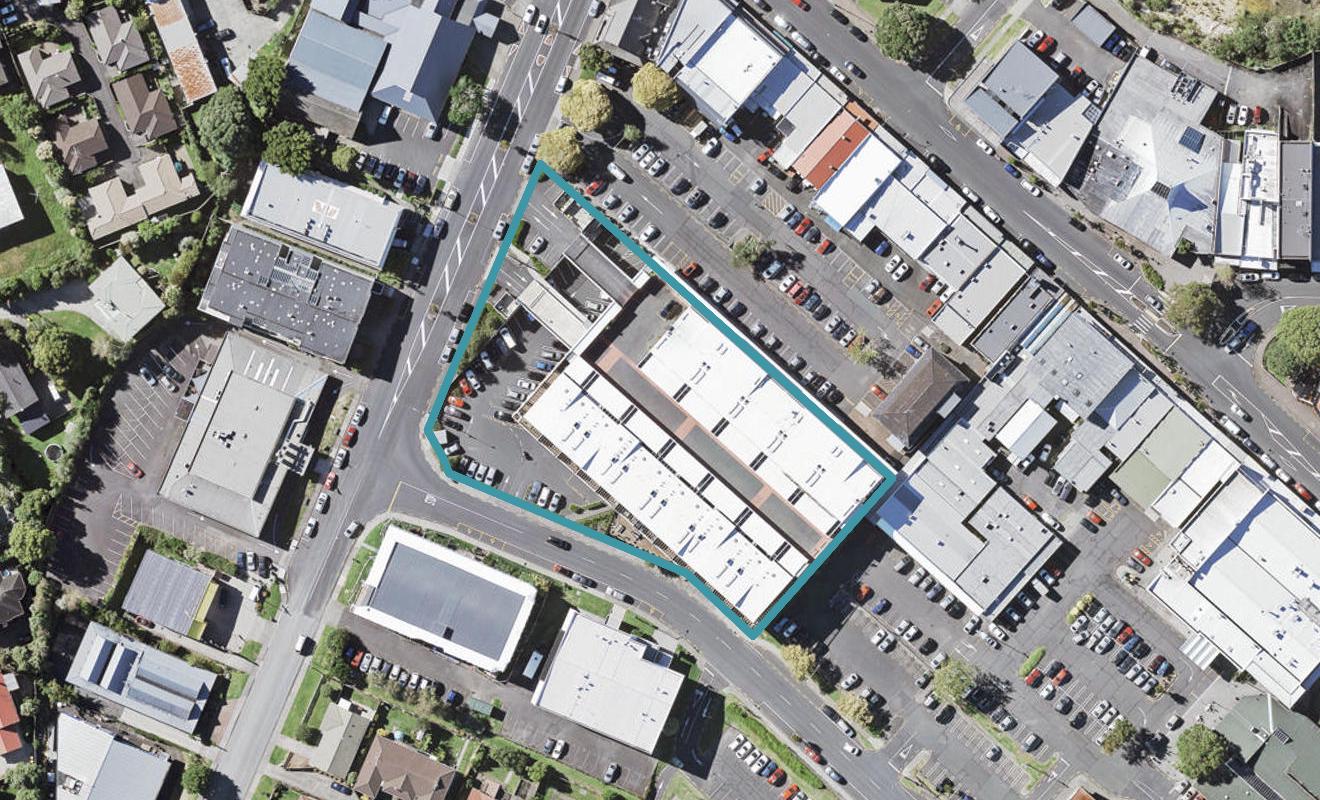 106/24 Wellington Street, Howick, Auckland - Carousel 1
