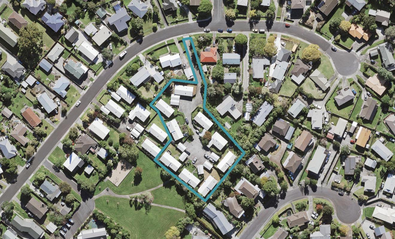 3/25 Patts Avenue, Glendene, Auckland - Carousel 1