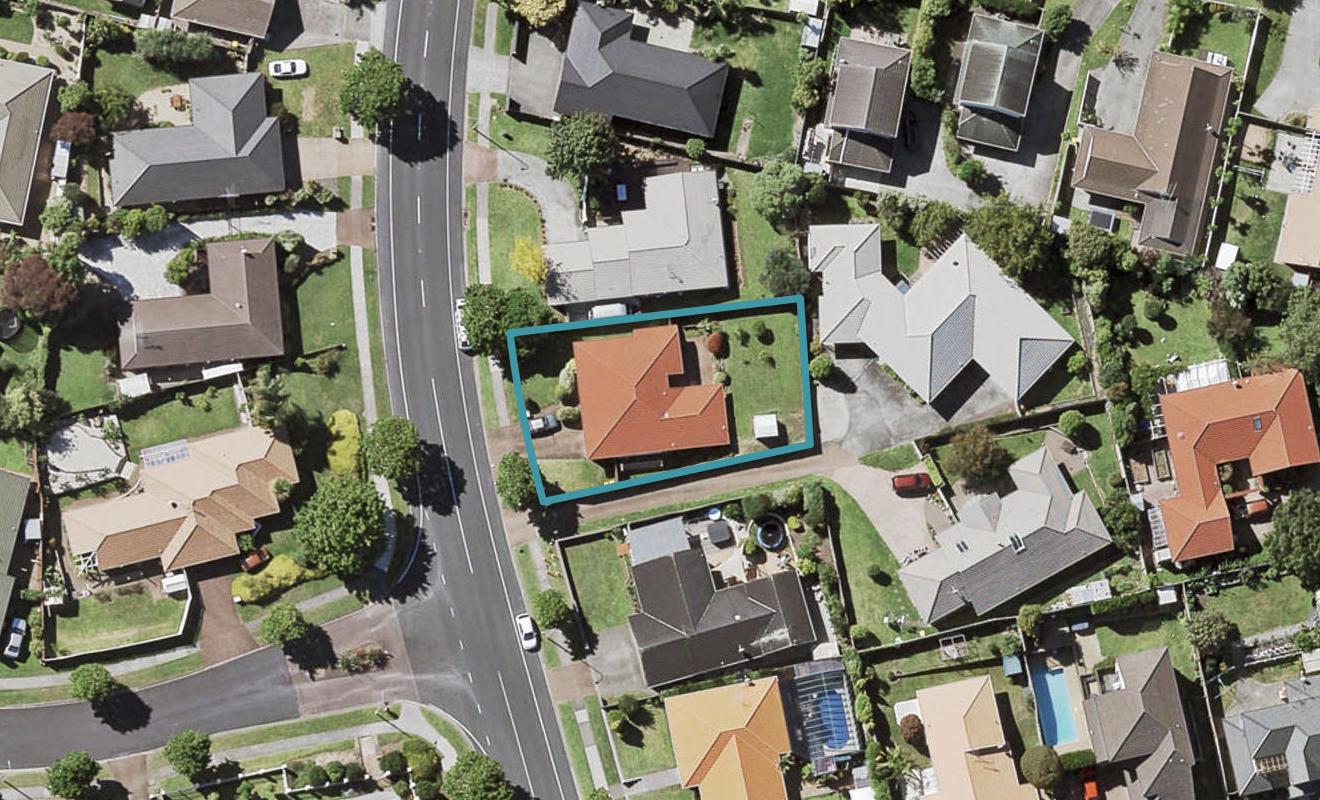 64 Golfland Drive, Golflands, Auckland - Carousel 1