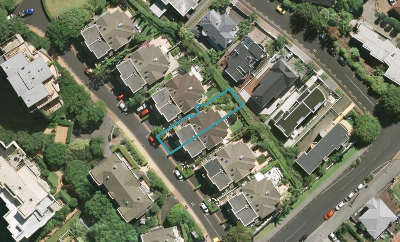 11 Joseph Banks Terrace, Remuera, Auckland - Carousel 1