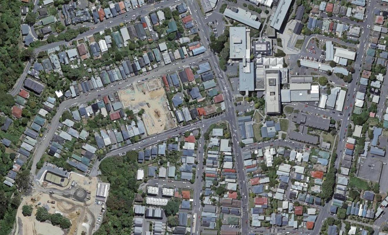 8 Hargreaves Street, Mount Cook, Wellington - Carousel 1