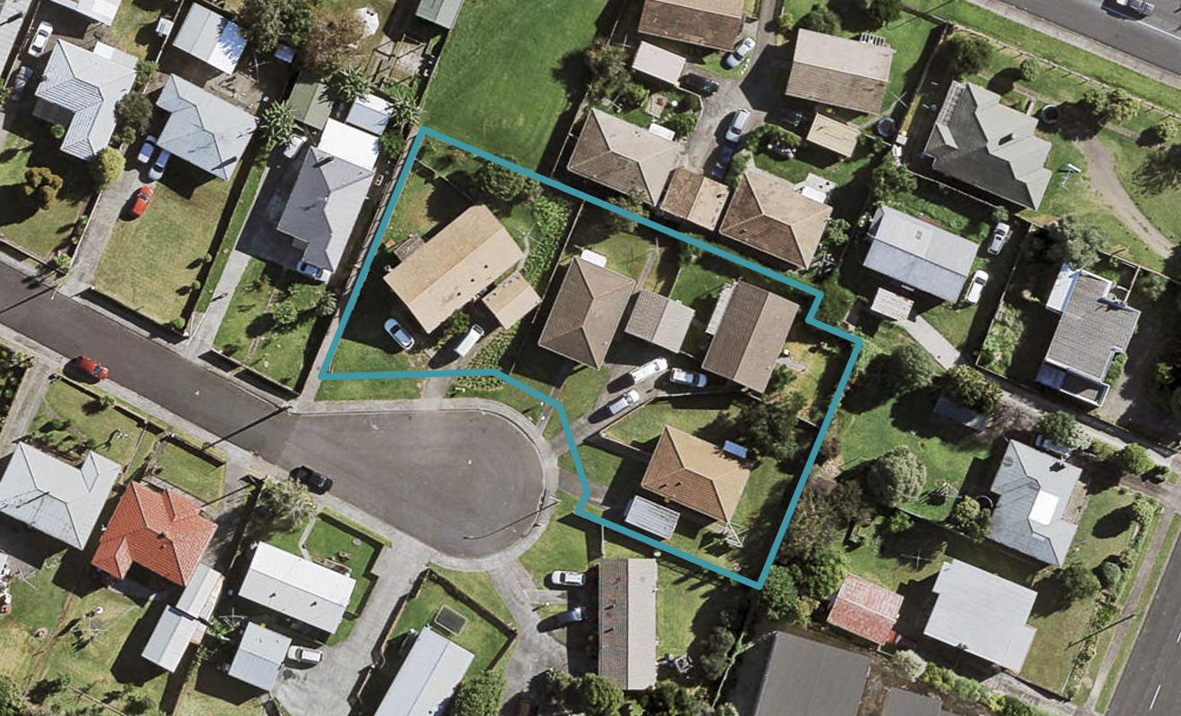 12 Balfour Road, Manurewa, Auckland - Carousel 1
